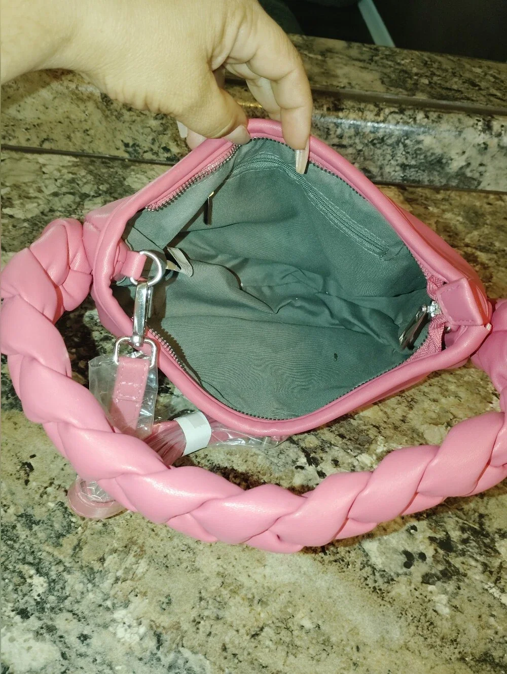 Stylish Pink Braided-Handle Shoulder Bag 🛍️ New